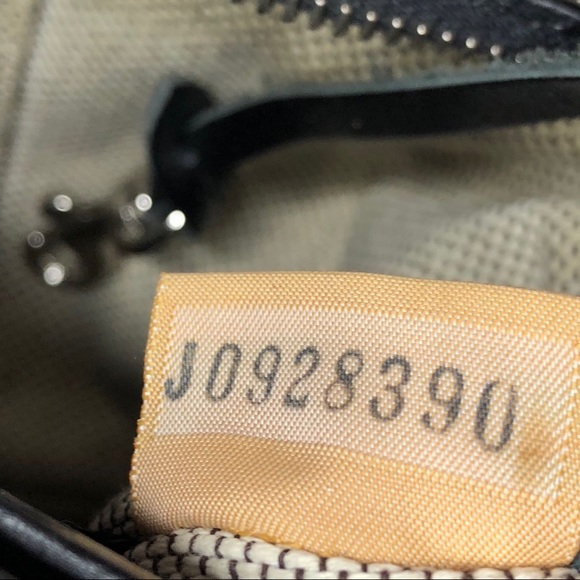 Dooney & Burke all weather leather black purse EUC - Picture 13 of 16